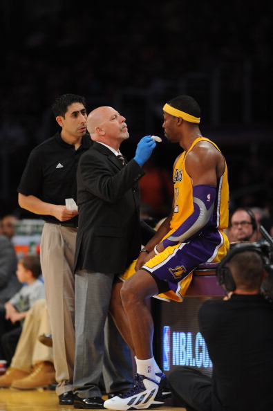 法国队11月大名单：姆巴佩领衔，坎特、谢尔基在列（法国队11月名单出炉：姆巴佩领军，坎特与谢尔基入选）