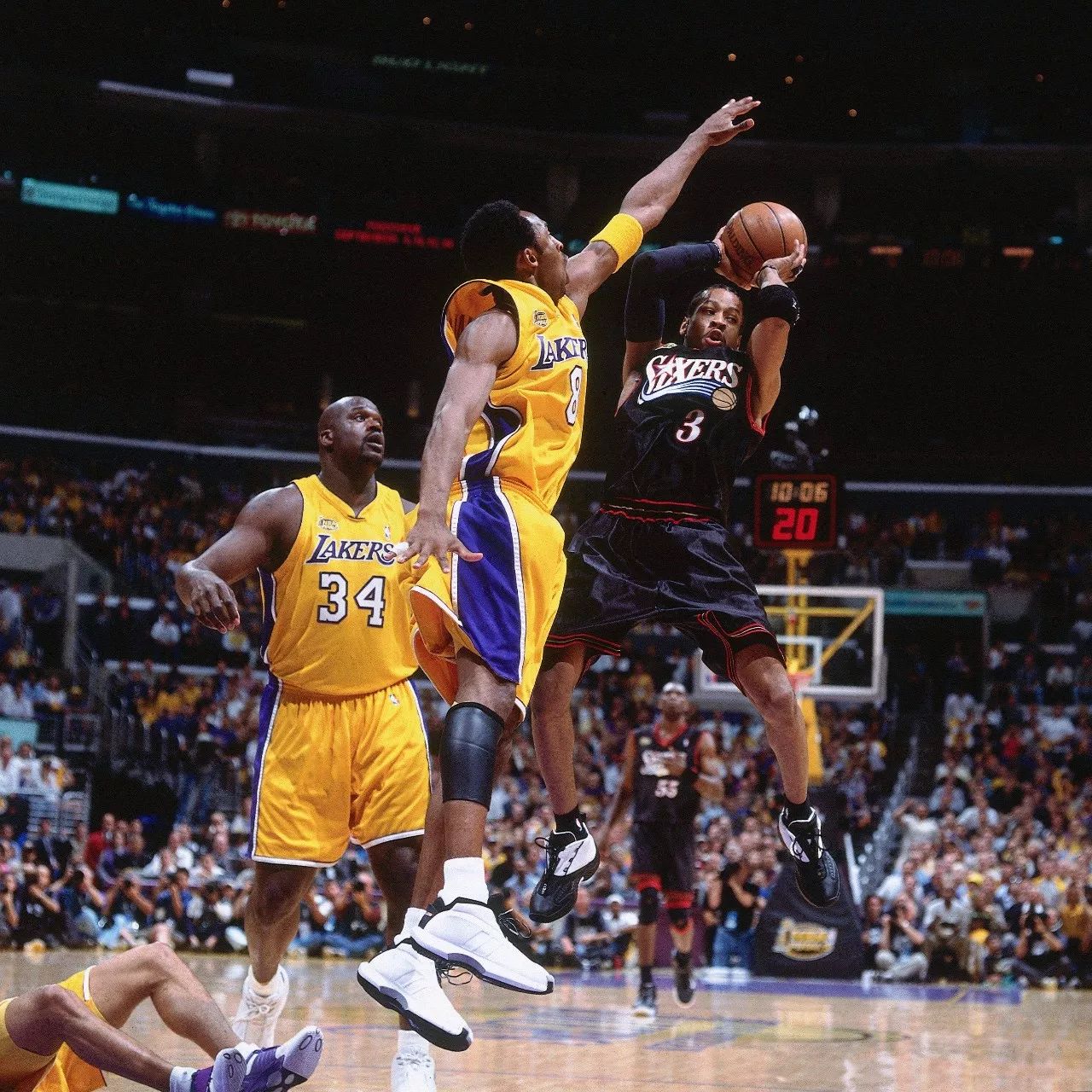 斯基拉：比萨想租借国米的卡尔博尼和罗马的皮西利（斯基拉：比萨有意从国米和罗马分别租来卡尔博尼与皮西利）