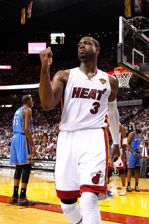 随队夺得美职联东部冠军，梅西收获迈阿密生涯第三座奖杯（梅西助迈阿密加冕东部冠军，收获迈阿密生涯第三冠）