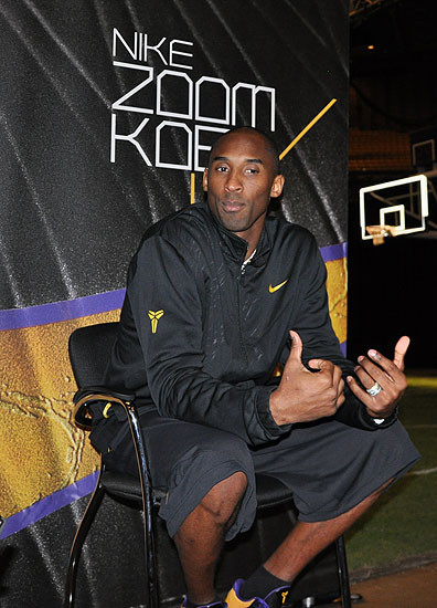 意媒：尤文想签下一名组织型中场，正关注埃尔切的门多萨（意媒称尤文寻觅组织型中场，已将目标锁定埃尔切的门多萨）